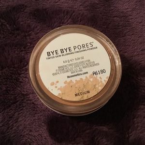 it cosmetics Makeup - It Cosmetics Bye Bye Pores Powder, Medium Blurring it cosmetics Makeup - It Cosmetics Bye Bye Pores Powder, Medium Blurring